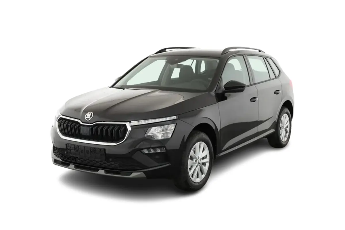 zu sehen: Skoda Kamiq in schwarz von vorne