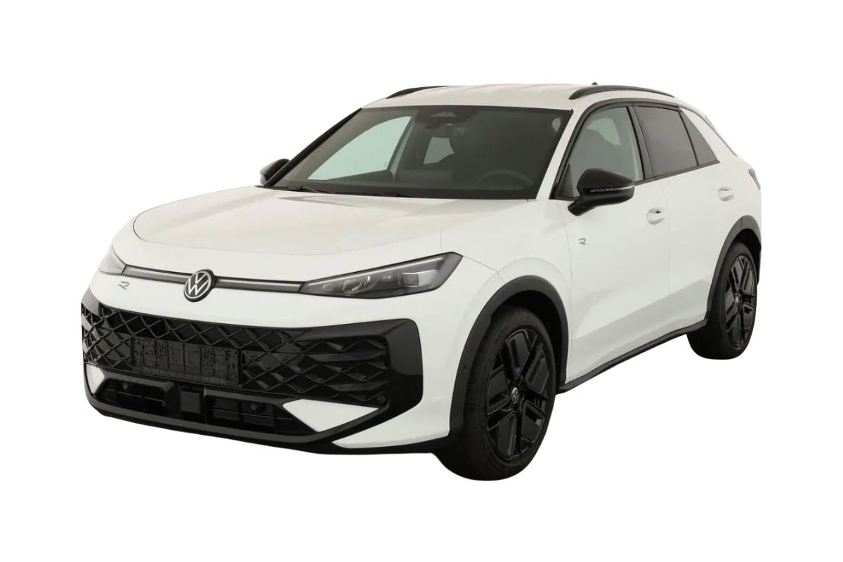 zu sehen: grauer T-Roc von vorne